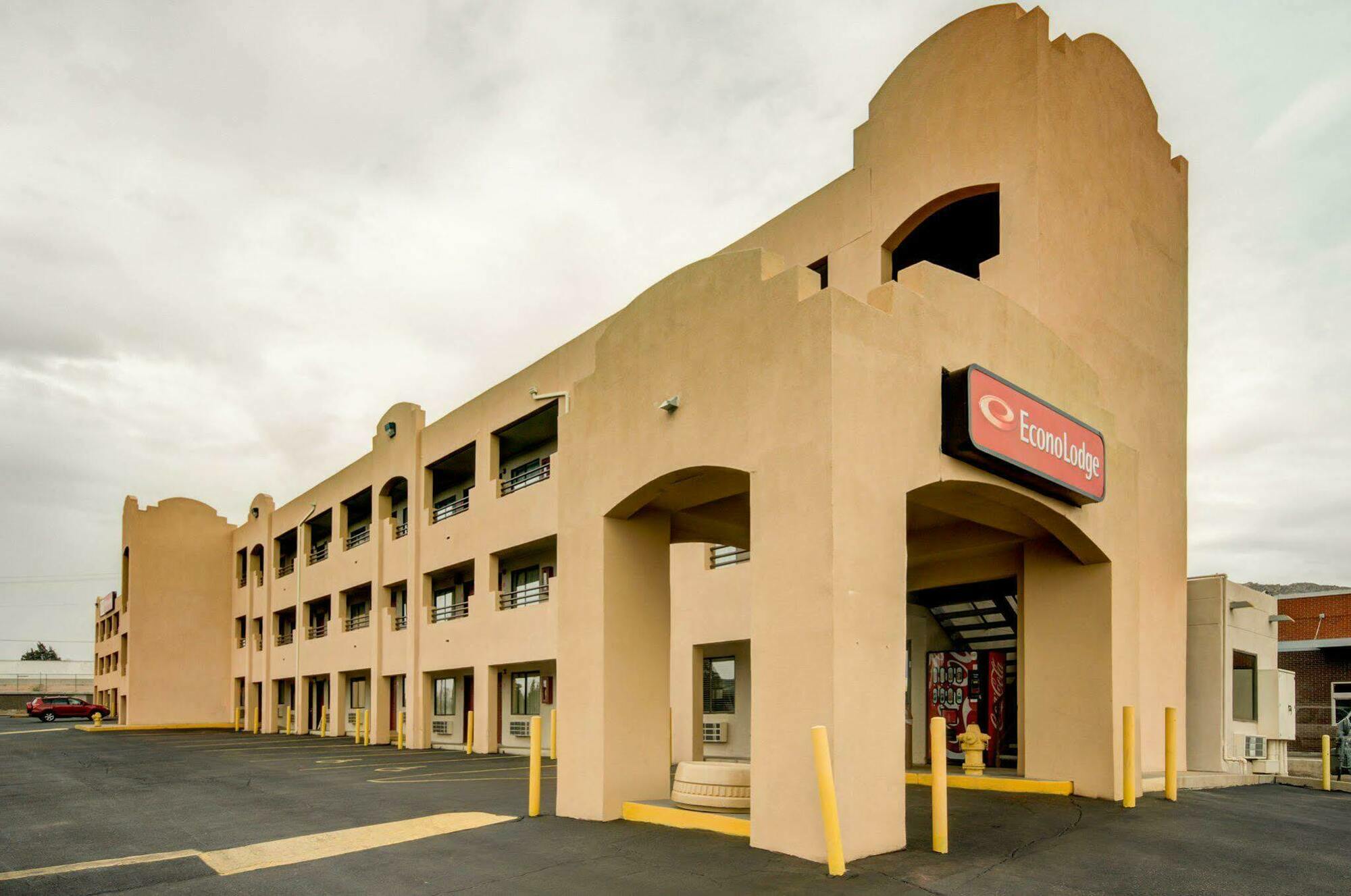 Econo Lodge East Albuquerque Dış mekan fotoğraf